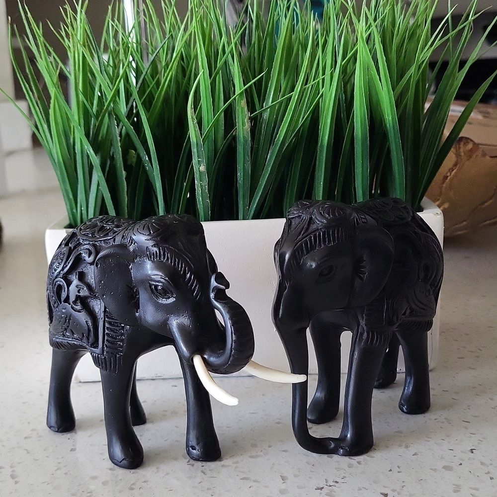 SET OF 2 BEAUTIFULLY CARVED RESIN ELEPHANTS FIGURINES